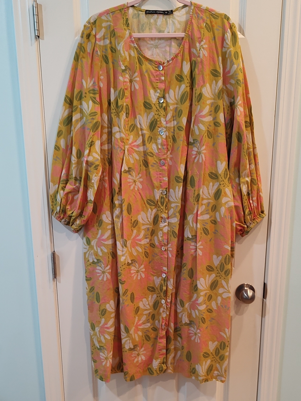 Gudrun Sjoden Peach Floral Button-Front Midi Dress with Olive Leaves